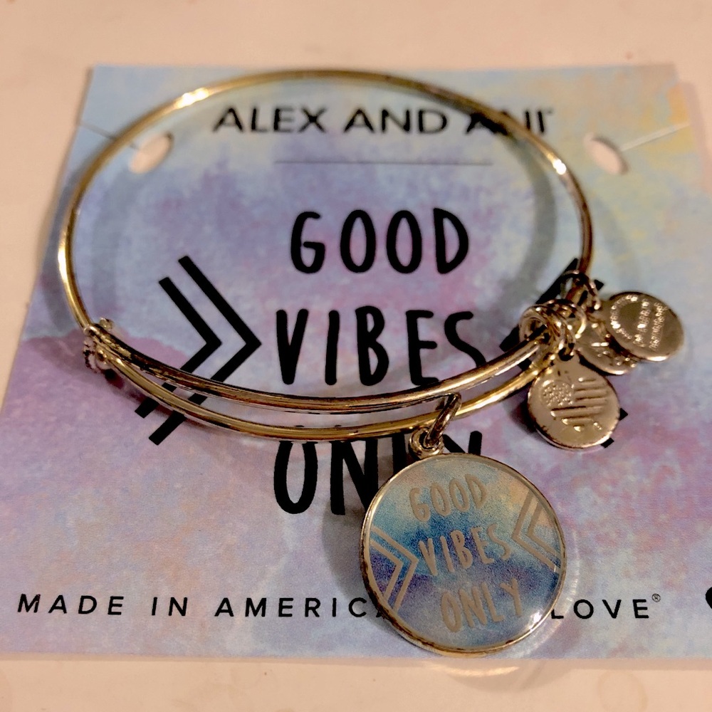 Good Vibes Only Bangle